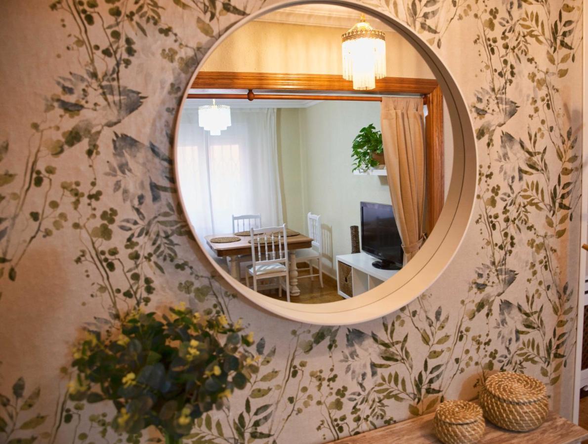 Les Fuentines Appartement Onís Buitenkant foto