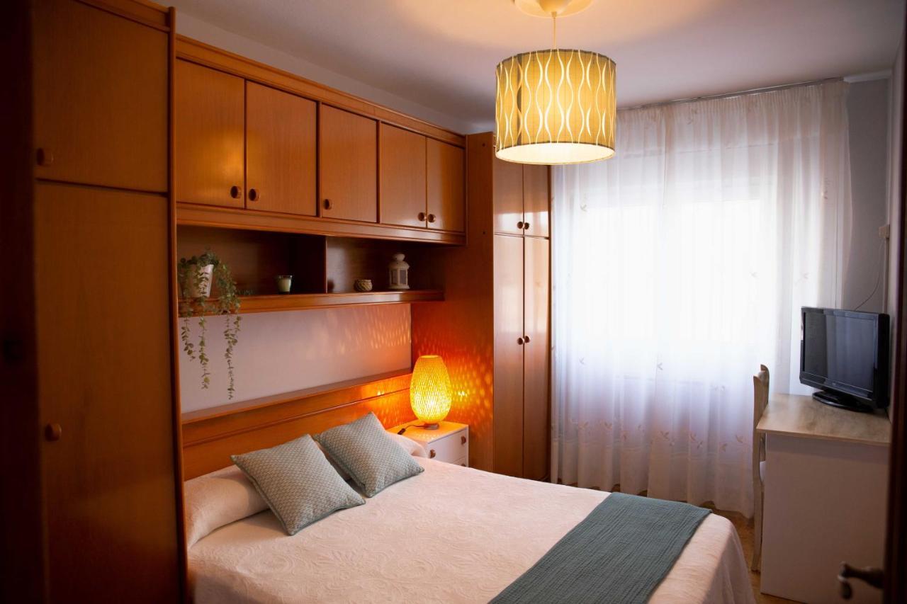 Les Fuentines Appartement Onís Buitenkant foto
